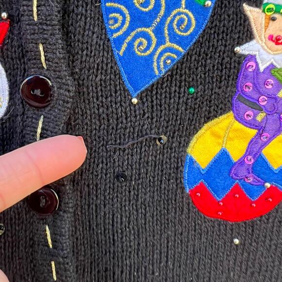 VTG Y2K White Stag Ugly Christmas Elves Wrecking Ball Ornament Sweater Vest MED - Picture 5 of 5